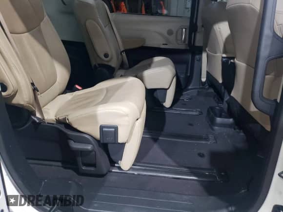 2023 Toyota Sienna Limited с VIN 5TDZSKFC2PS106455, выставлен на аукционе Copart как лот 47277365 с пробегом 78 403 миль миль и Списание • Salvage title. История ставок и продаж доступна на DreamBid. Изображение 11.
