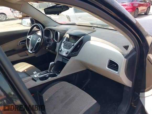 2015 Chevrolet Equinox LT z VIN 2GNALBEK7F6143634, wystawiony jako IAAI lot #43029123 z przebiegiem 177 879 mil mil oraz . Historia ofert i sprzedaży dostępna na DreamBid. Obrazek 5.