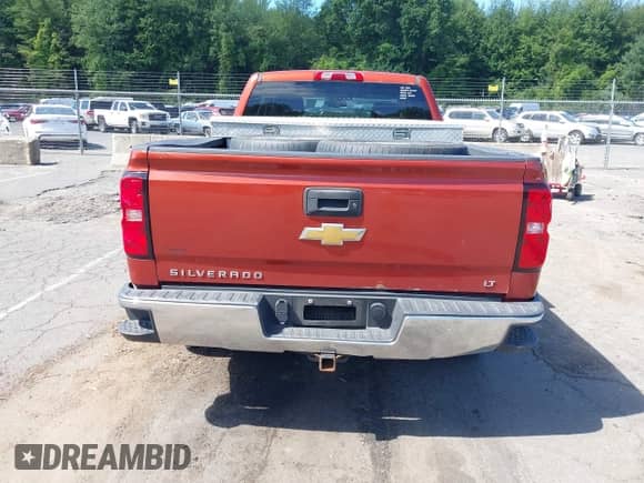 2015 Chevrolet Silverado 1500 LT z VIN 1GCVKREH1FZ194142, wystawiony jako IAAI lot #43016369 z przebiegiem 213 511 mil mil oraz . Historia ofert i sprzedaży dostępna na DreamBid. Obrazek 16.