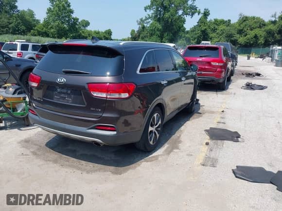 2016 Kia Sorento EX с VIN 5XYPHDA52GG079586, выставлен на аукционе IAAI как лот 42793081 с пробегом 72 391 миль миль и . История ставок и продаж доступна на DreamBid. Изображение 4.