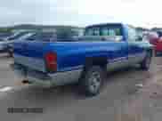 1994 Dodge 1500 z VIN 1B7HC16YXRS728570, wystawiony jako IAAI lot #42637315 z przebiegiem 104 904 mil mil oraz . Historia ofert i sprzedaży dostępna na DreamBid. Obrazek 4.