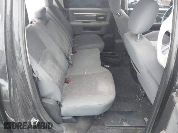 2017 Ram 1500 Big Horn z VIN 3C6RR6LT1HG789439, wystawiony jako IAAI lot #39430528 z przebiegiem 103 028 mil mil oraz . Historia ofert i sprzedaży dostępna na DreamBid. Obrazek 8.