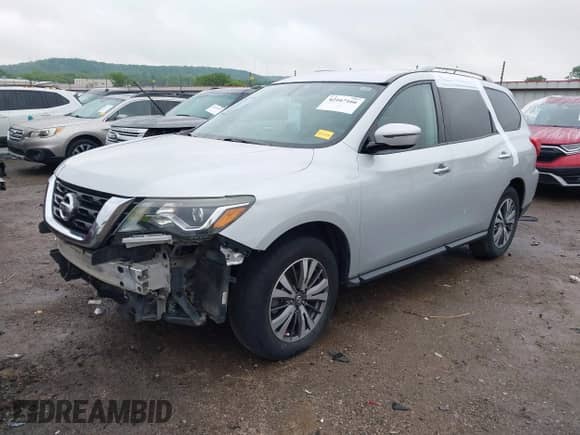 2017 Nissan Pathfinder Platinum z VIN 5N1DR2MM3HC649569, wystawiony jako IAAI lot #42167166 z przebiegiem 150 815 mil mil oraz . Historia ofert i sprzedaży dostępna na DreamBid. Obrazek 2.