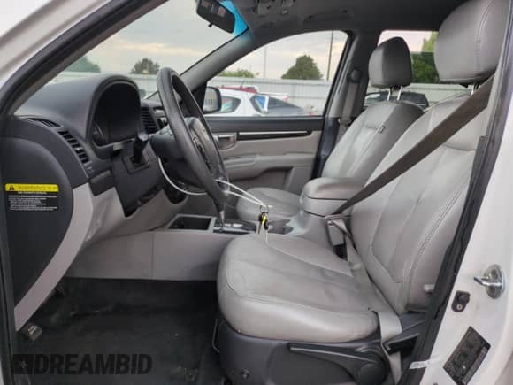 2009 Hyundai Santa Fe GLS с VIN 5NMSG73D49H263083, выставлен на аукционе Copart как лот 65267165 с пробегом 166 971 миль миль и Списание • Salvage title. История ставок и продаж доступна на DreamBid. Изображение 7.