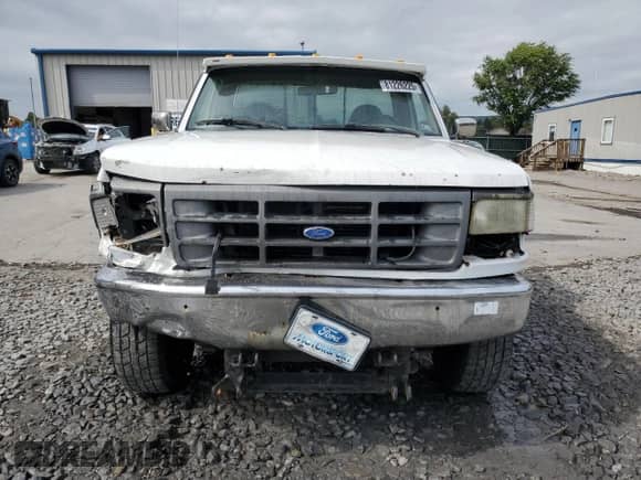 1997 Ford F-250 with VIN 3FTHF26H9VMA45579, listed as a Copart auction lot 81226225 with 147,076 mi miles and Salvage title. Bid and sale history available at DreamBid. Image 5.