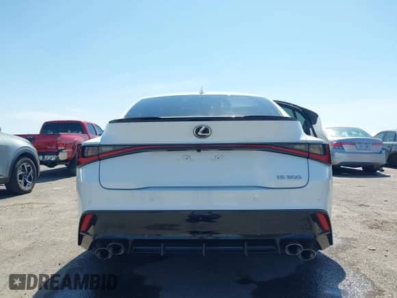 2024 Lexus IS 500 F Sport Performance z VIN JTHAP1D24R5005427, wystawiony jako IAAI lot #42899952 z przebiegiem 15 042 mil mil oraz . Historia ofert i sprzedaży dostępna na DreamBid. Obrazek 17.