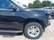 2018 Chevrolet Tahoe LT с VIN 1GNSCBKC3JR163152, выставлен на аукционе IAAI как лот 43130427 с пробегом 122 947 миль миль и . История ставок и продаж доступна на DreamBid. Изображение 19.