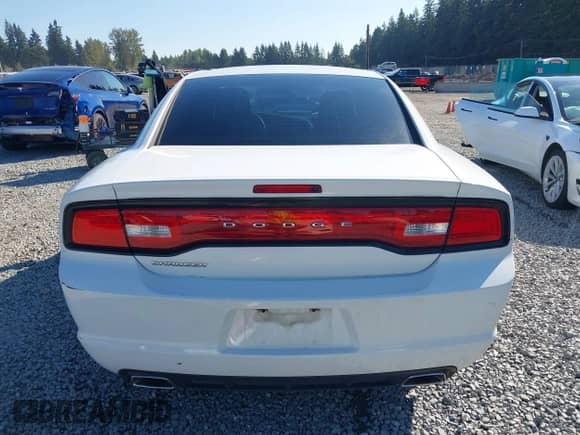 2011 Dodge Charger SE с VIN 2B3CL3CG9BH532684, выставлен на аукционе IAAI как лот 43300969 с пробегом 141 619 миль миль и . История ставок и продаж доступна на DreamBid. Изображение 16.
