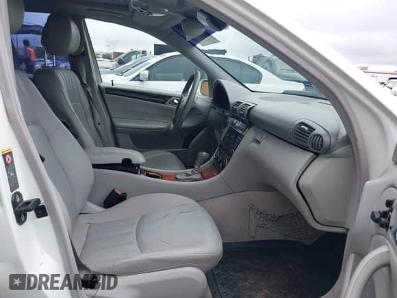 2006 Mercedes-Benz C 230 Sport с VIN WDBRF56H06F735744, выставлен на аукционе IAAI как лот 41527959 с пробегом 238 665 миль миль и . История ставок и продаж доступна на DreamBid. Изображение 5.