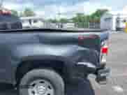 2016 Chevrolet Colorado 4WD WT с VIN 1GCGTBE33G1277749, выставлен на аукционе IAAI как лот 42559529 с пробегом 70 399 миль миль и . История ставок и продаж доступна на DreamBid. Изображение 17.