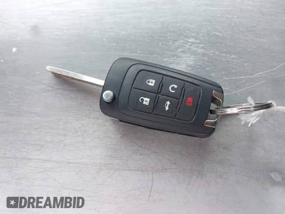 2014 Chevrolet Sonic LT z VIN 1G1JC5SB0E4109946, wystawiony jako IAAI lot #43021593 z przebiegiem 102 872 mil mil oraz . Historia ofert i sprzedaży dostępna na DreamBid. Obrazek 11.