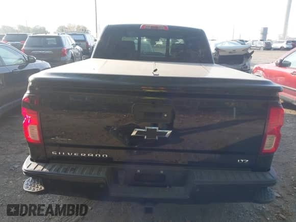 2017 Chevrolet Silverado 1500 LTZ с VIN 3GCUKSEJ5HG199093, выставлен на аукционе IAAI как лот 43232589 с пробегом 131 104 миль миль и . История ставок и продаж доступна на DreamBid. Изображение 16.