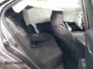 2020 Toyota Camry LE z VIN 4T1C11AK2LU999892, wystawiony jako IAAI lot #43225624 z przebiegiem Nie podano mil oraz . Historia ofert i sprzedaży dostępna na DreamBid. Obrazek 8.