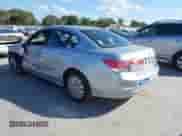 2011 Honda Accord LX с VIN 1HGCP2F33BA117866, выставлен на аукционе IAAI как лот 43095202 с пробегом 120 028 миль миль и . История ставок и продаж доступна на DreamBid. Изображение 3.