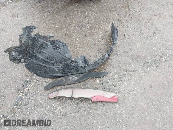 2014 Nissan Note SV with VIN 3N1CE2CPXEL365284, listed as a IAAI auction lot 43079699 with 131,115 mi miles and . Bid and sale history available at DreamBid. Image 12.