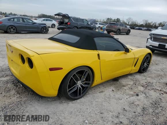 2007 Chevrolet Corvette с VIN 1G1YY36U375137401, выставлен на аукционе Copart как лот 87452024 с пробегом 84 670 миль миль и Списание • Salvage title. История ставок и продаж доступна на DreamBid. Изображение 3.