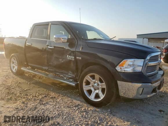 2018 Ram 1500 Big Horn z VIN 1C6RR6LTXJS193535, wystawiony jako Copart lot #71986295 z przebiegiem 129 674 mil mil oraz Szkoda całkowita • Salvage title. Historia ofert i sprzedaży dostępna na DreamBid. Obrazek 4.
