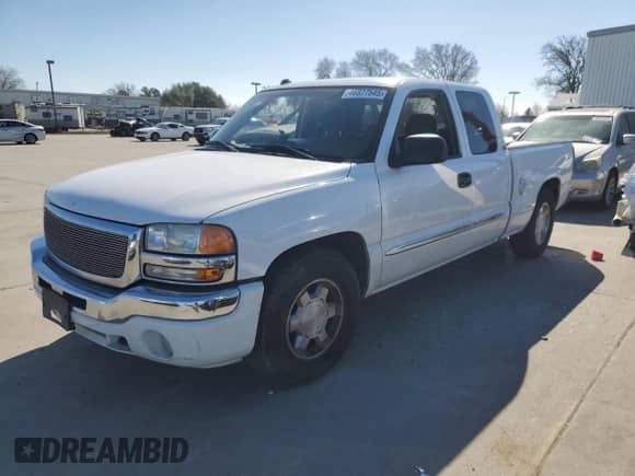 2005 GMC Sierra 1500 SLT with VIN 1GTEC19T95Z255488, listed as a Copart auction lot 46827545 with Not provided miles and Salvage title. Bid and sale history available at DreamBid. Image 1.
