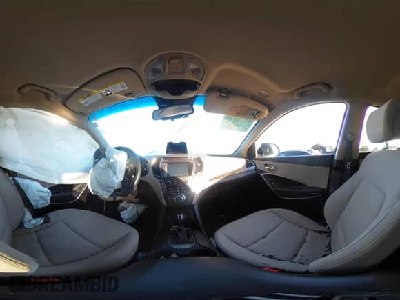 2019 Hyundai Santa Fe SE с VIN KM8SMDHF2KU301809, выставлен на аукционе IAAI как лот 43171145 с пробегом 83 266 миль миль и . История ставок и продаж доступна на DreamBid. Изображение 19.