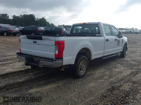 2019 Ford F-250 XL with VIN 1FT7W2A64KEF09039, listed as a IAAI auction lot 42276282 with 168,341 mi miles and . Bid and sale history available at DreamBid. Image 4.