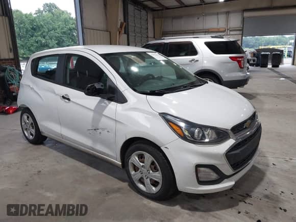 2019 Chevrolet Spark LS z VIN KL8CB6SA1KC821165, wystawiony jako IAAI lot #42954413 z przebiegiem 151 906 mil mil oraz . Historia ofert i sprzedaży dostępna na DreamBid. Obrazek 1.