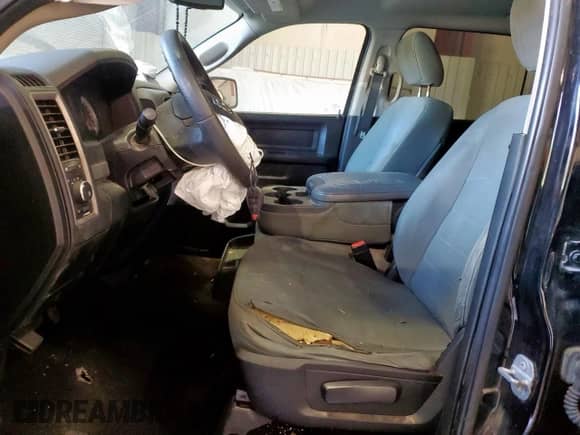 2014 Ram 1500 Express z VIN 1C6RR6KT6ES377779, wystawiony jako Copart lot #86249025 z przebiegiem 272 985 mil mil oraz Szkoda całkowita • Salvage title. Historia ofert i sprzedaży dostępna na DreamBid. Obrazek 7.