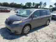 2012 Toyota Sienna XLE with VIN 5TDDK3DC6CS046872, listed as a Copart auction lot 80498275 with 198,961 mi miles and Salvage title. Bid and sale history available at DreamBid. Image 1.