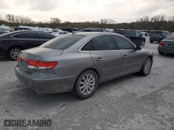 2009 Hyundai Azera GLS с VIN KMHFC46D99A349650, выставлен на аукционе Copart как лот 78384314 с пробегом 187 419 миль миль и Списание • Salvage title. История ставок и продаж доступна на DreamBid. Изображение 3.