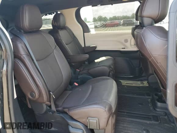 2023 Toyota Sienna Platinum с VIN 5TDESKFC0PS082459, выставлен на аукционе Copart как лот 63197385 с пробегом 39 491 миль миль и Списание • Salvage title. История ставок и продаж доступна на DreamBid. Изображение 11.