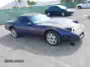 1988 Chevrolet Corvette с VIN 1G1YY3187J5105925, выставлен на аукционе IAAI как лот 42358878 с пробегом 204 801 миль миль и . История ставок и продаж доступна на DreamBid. Изображение 14.