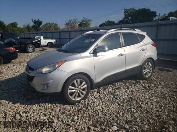 2012 Hyundai Tucson GLS z VIN KM8JU3AC9CU354398, wystawiony jako Copart lot #84408225 z przebiegiem 159 585 mil mil oraz Szkoda całkowita • Salvage title. Historia ofert i sprzedaży dostępna na DreamBid. Obrazek 1.