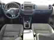 2014 Volkswagen Tiguan с VIN WVGCV3AXXEW604117, выставлен на аукционе Copart как лот 78791874 с пробегом 194 837 миль миль и Списание • Salvage title. История ставок и продаж доступна на DreamBid. Изображение 8.