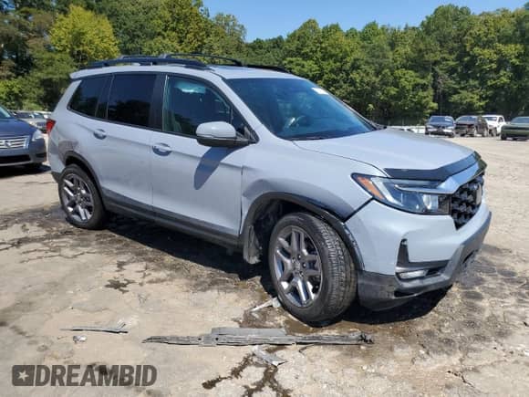 2022 Honda Passport EX-L with VIN 5FNYF7H51NB000513, listed as a Copart auction lot 72018315 with 41,609 mi miles and Salvage title. Bid and sale history available at DreamBid. Image 4.