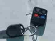 2003 Ford Explorer Eddie Bauer z VIN 1FMDU74K93UB82803, wystawiony jako IAAI lot #42174604 z przebiegiem 166 269 mil mil oraz . Historia ofert i sprzedaży dostępna na DreamBid. Obrazek 11.