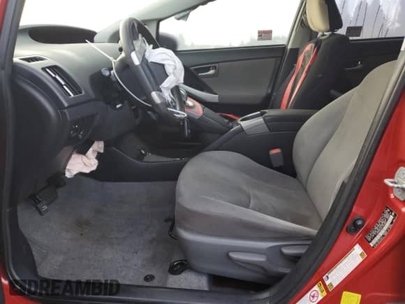 2015 Toyota Prius Two z VIN JTDKN3DUXF1910024, wystawiony jako Copart lot #82600155 z przebiegiem Nie podano mil oraz Szkoda całkowita • Salvage title. Historia ofert i sprzedaży dostępna na DreamBid. Obrazek 7.