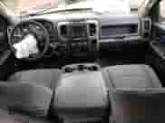 2018 Ram 1500 Tradesman z VIN 1C6RR7KM8JS278311, wystawiony jako Copart lot #62278465 z przebiegiem 186 777 mil mil oraz Szkoda całkowita • Salvage title. Historia ofert i sprzedaży dostępna na DreamBid. Obrazek 8.