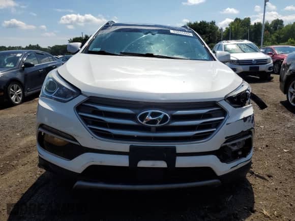 2017 Hyundai Santa Fe Ultimate с VIN 5XYZWDLA0HG434765, выставлен на аукционе Copart как лот 69034445 с пробегом 108 872 миль миль и Списание • Salvage title. История ставок и продаж доступна на DreamBid. Изображение 5.