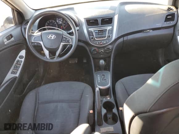 2016 Hyundai Accent SE z VIN KMHCT5AE6GU237621, wystawiony jako Copart lot #85404625 z przebiegiem 137 184 mil mil oraz Czysty tytuł • Clean title. Historia ofert i sprzedaży dostępna na DreamBid. Obrazek 8.