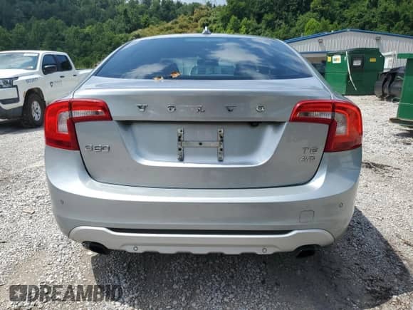 2012 Volvo S60 T6 с VIN YV1902FH5C2041050, выставлен на аукционе Copart как лот 65511865 с пробегом 129 206 миль миль и Чистый • Clean title. История ставок и продаж доступна на DreamBid. Изображение 6.