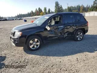 2012 Jeep Compass Sport z VIN 1C4NJCBA0CD716386, wystawiony jako Copart lot #81799145 z przebiegiem 191 793 mil mil oraz Szkoda całkowita • Salvage title. Historia ofert i sprzedaży dostępna na DreamBid. Obrazek 1.