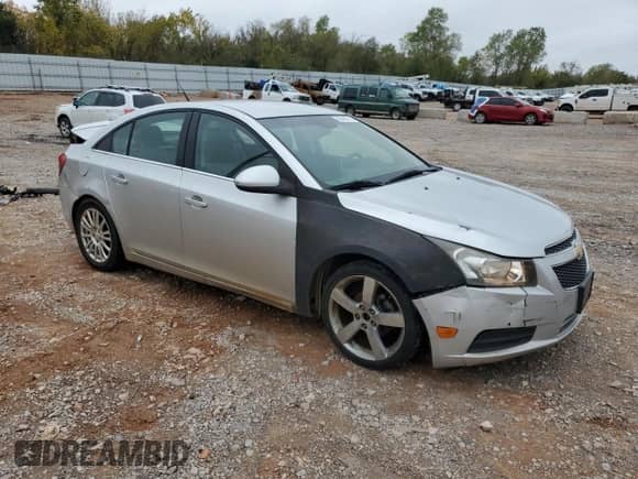 2011 Chevrolet Cruze ECO 1XF z VIN 1G1PJ5S91B7285766, wystawiony jako Copart lot #85403215 z przebiegiem 97 251 mil mil oraz Czysty tytuł • Clean title. Historia ofert i sprzedaży dostępna na DreamBid. Obrazek 4.