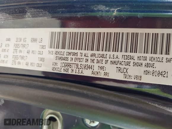 2020 Ram 1500 SLT z VIN 1C6RR6TT9LS103441, wystawiony jako IAAI lot #42890711 z przebiegiem 179 107 mil mil oraz . Historia ofert i sprzedaży dostępna na DreamBid. Obrazek 9.