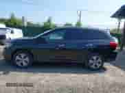 2019 Nissan Pathfinder SL with VIN 5N1DR2MM4KC597313, listed as a IAAI auction lot 42913860 with 238,474 mi miles and . Bid and sale history available at DreamBid. Image 14.