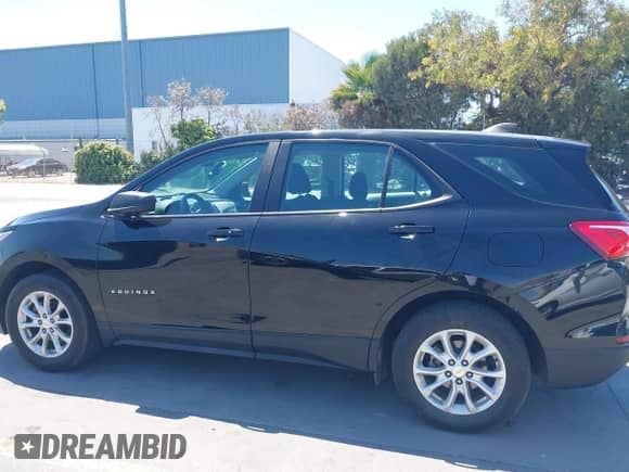 2021 Chevrolet Equinox LS z VIN 2GNAXHEV0M6116256, wystawiony jako IAAI lot #43015900 z przebiegiem 106 359 mil mil oraz . Historia ofert i sprzedaży dostępna na DreamBid. Obrazek 14.