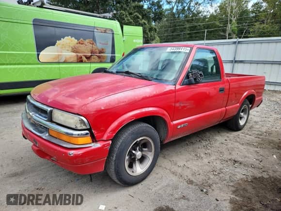 2000 Chevrolet S-10 с VIN 1GCCS1440YK132024, выставлен на аукционе Copart как лот 84399115 с пробегом 141 658 миль миль и Списание • Salvage title. История ставок и продаж доступна на DreamBid. Изображение 1.
