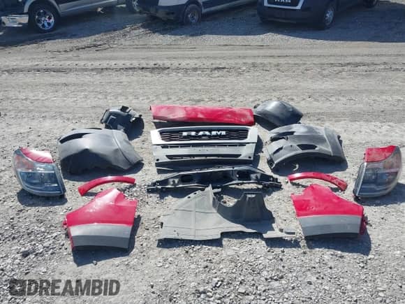 2021 Ram ProMaster Cargo с VIN 3C6LRVCG2ME513117, выставлен на аукционе IAAI как лот 41736997 с пробегом 54 004 миль миль и . История ставок и продаж доступна на DreamBid. Изображение 12.