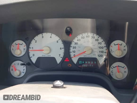 2007 Dodge 1500 SLT with VIN 1D7HA18267S153076, listed as a IAAI auction lot 42410262 with 282,171 mi miles and . Bid and sale history available at DreamBid. Image 7.