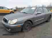 2002 Hyundai Sonata z VIN KMHWF25S82A572196, wystawiony jako IAAI lot #43507157 z przebiegiem 202 938 mil mil oraz . Historia ofert i sprzedaży dostępna na DreamBid. Obrazek 2.