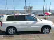 2005 Toyota Highlander с VIN JTEDP21A850054603, выставлен на аукционе IAAI как лот 42939509 с пробегом 158 070 миль миль и . История ставок и продаж доступна на DreamBid. Изображение 13.