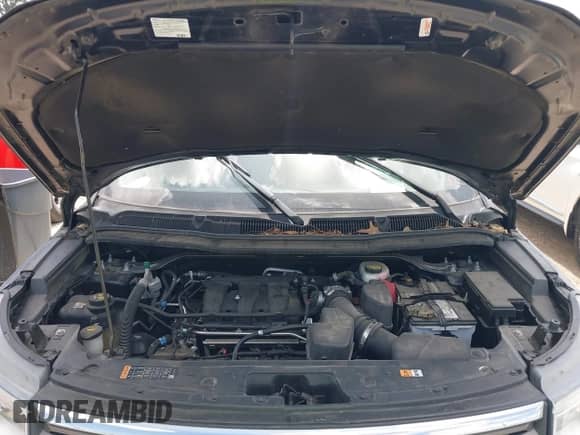 2018 Ford Explorer z VIN 1FM5K7B8XJGB26706, wystawiony jako IAAI lot #42437462 z przebiegiem 82 942 mil mil oraz . Historia ofert i sprzedaży dostępna na DreamBid. Obrazek 10.